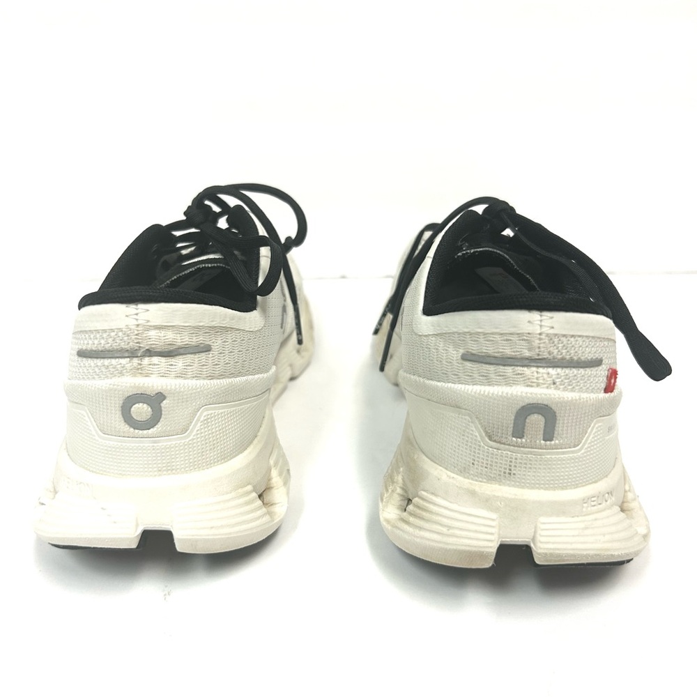 On Running Shoes Women 6.5 White/black Swiss Engineered Cloud Comfort Athletic - Picture 8 of 13